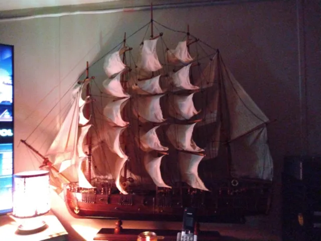Handmade Wood Ship Model - HMS Endeavour - New - Fully Assembled