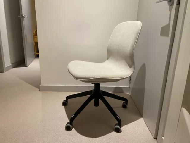 Langfjall store chair wheels