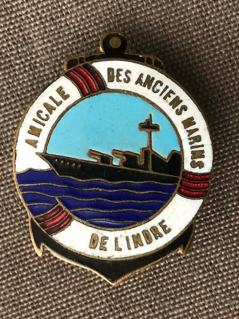 Insigne émaillé - Amicale Bouliste Du Faubourg De La Croix - Pins Sport - Occasion