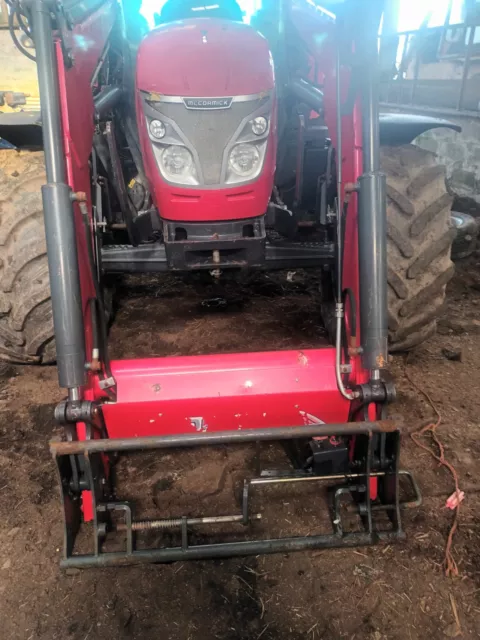 mccormick tractor xc6.420 2018 low houred