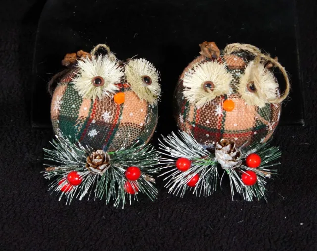 Adorable Pair Of Woodland Plaid Owl Christmas Ball Ornaments
