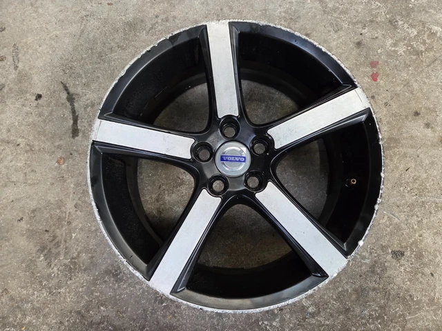 Volvo 18" Midir Alloy Wheel 30760053