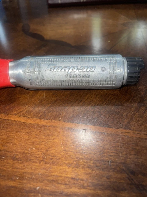 Snap-On Tools FAR25A Compact Air Ratchet 1/4" Drive 5- 25 ft lbs W/ Red Boot USA 2