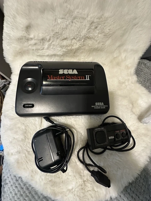 Console Sega Master System 2 - Avec Jeux Hang On & Safari Hunt - Sans Pistolet