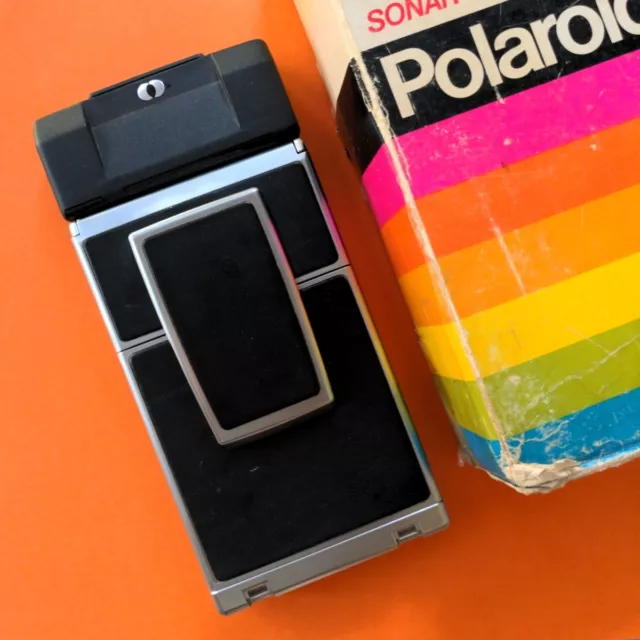 Polaroid SX-70 Sonar OneStep - Folding SX70 w/ autofocus - Exc conditon