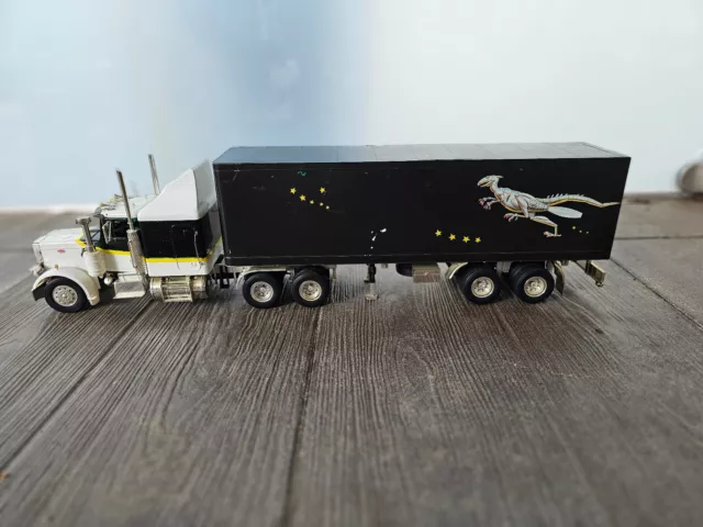 Revell - Peterbilt 359 1993 LKW Zugmaschine Truck Auto Modellauto 1:24