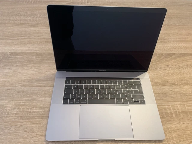 APPLE MacBook Pro 15" i9 8Core @ 2.3Ghz/16Go/500Go SSD Touch Bar (2019)