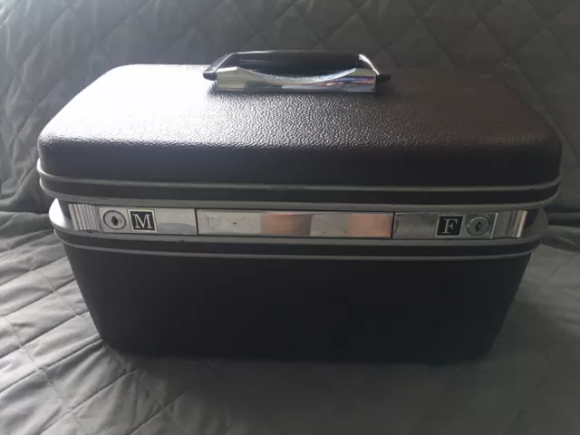 Vintage Samsonite Silhouette Train Carry-On Case Dark Brown Hard shell - No Keys