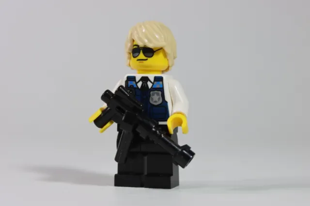 LEGO® City Police Minifigure Officer SWAT Team Gun Glasses Blonde Hair Dude