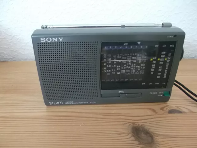 Sony ICF - SW11 Weltempfänger AM / FM - Radio