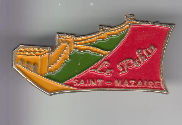 RARE PINS PIN'S .. Tourisme Chateau Fort Castle Saint Valery Sur Somme