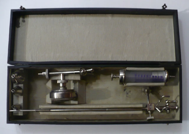 Medizinisches Instrument Instrumentarium prof. Schultze / A1R1 0564