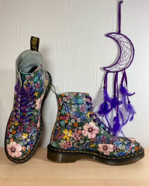 DR MARTENS 1460 Wanderlust Leather Floral Pink Flowers Boots UK 7 EU 41 RARE x 130.00 PicClick UK