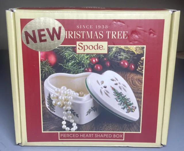 Spode Christmas Tree Pierced Porcelain Heart Shaped Trinket Box 5” New in Box ￼