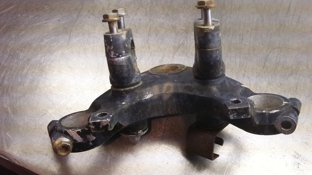 1975 Honda CB360 Supérieur Triple Collier de Serrage Avec Barre 75 CB 360 G2-8