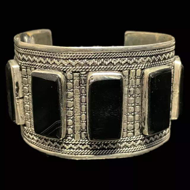 Heavy Near Eastern Silvered Bangle Bracelet With Black Stones (4)