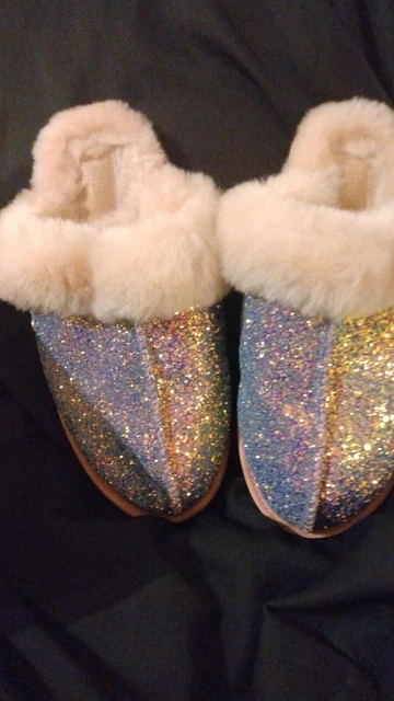 Ugg Pink sparkle slippers sz 7 Ugg Pink sparkle slippers sz 7
