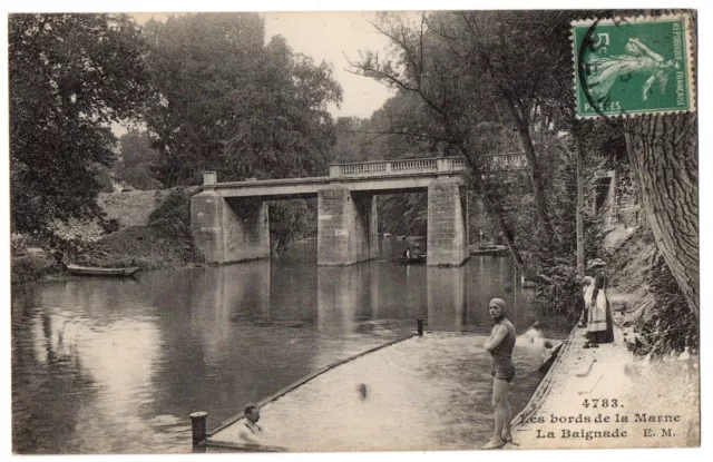 CPA 94 - Les Bords de Marne - 4783. La Baignade - E.M. (Nogent sur Marne?)