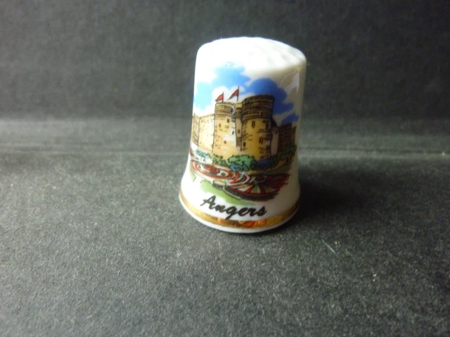 DÉ À COUDRE En Porcelaine Las Vegas EUR 1,80 - FR