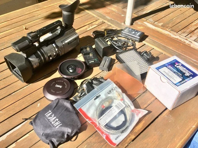 Camera Sony VX 2100 + fish eye Century mk1