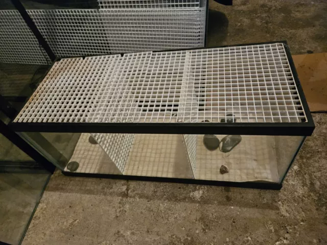 Aqueon Glass 20 Gallon Long Aquarium Tank W/ Sand/Rocks & Egg Crate Local Pickup