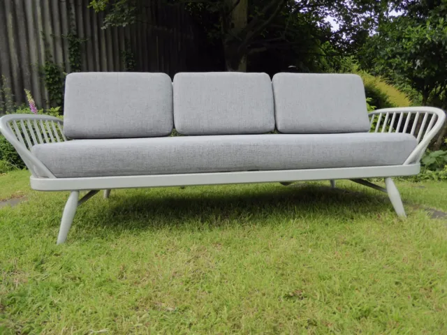 Cushions & Covers Only. Ercol Studio Couch/Daybed. Light Grey Stitch Citadel 832