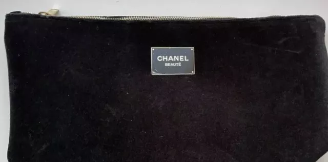 CHANEL, Bags, Chanel Parfums Makeup Toiletries Bag 5x9 Faux Velvet Zip  Close Vinyl Lining