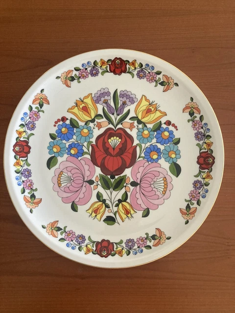 Kalocsa Porcelain Decorative Serving or Display Plate Field Flowers  11.5"