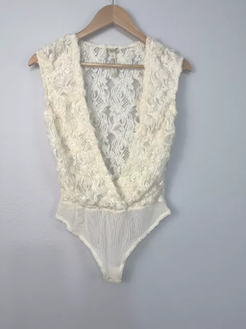 Free People Intimately Lace Rosette Bodysuit Floral Deep V-Neck Cream Size Med