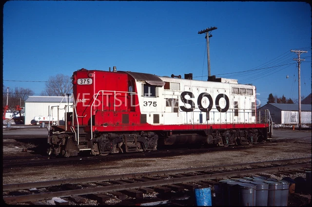 Original Slide - Soo Line EMD GP9 #375 Yard Scene at Osage IA Mar 1988 CVAR
