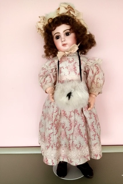 Poupée Ancienne Bouche Fermée – Pour Maison De Poupée Ou Collection