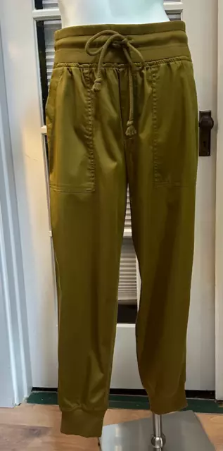 $90 LOFT LOU & GREY SUPERSOFT SATEEN JOGGER PANTS Olive Chartreuse Size S 4 6