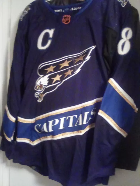 ISO Capitals Reebok Screaming Eagle and/or Capitol Building size