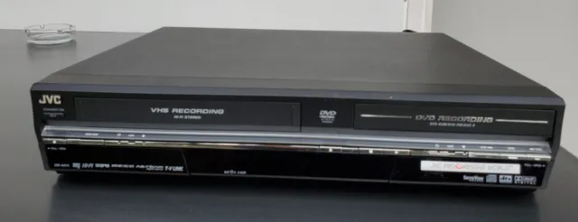 JVC DVD-/ VHS-Videorecorder, Model: DR-MV 1 BE. Funktionsbereit