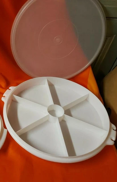 Plateau apéro ou hors d'œuvre Tupperware - Arts de la table