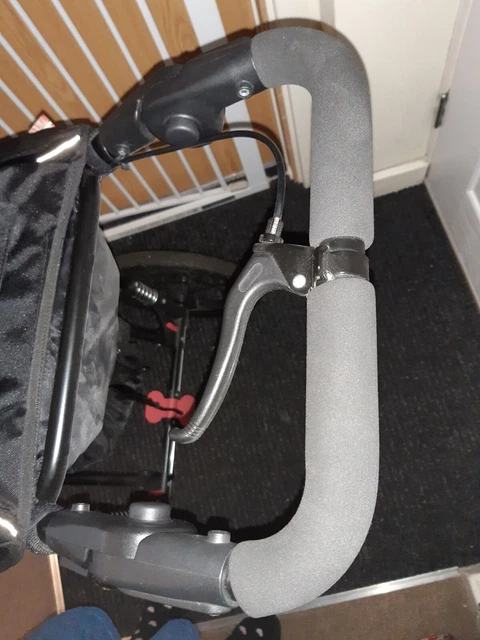 Out n about nipper sport V4 running pushchair black birth to 22 kg