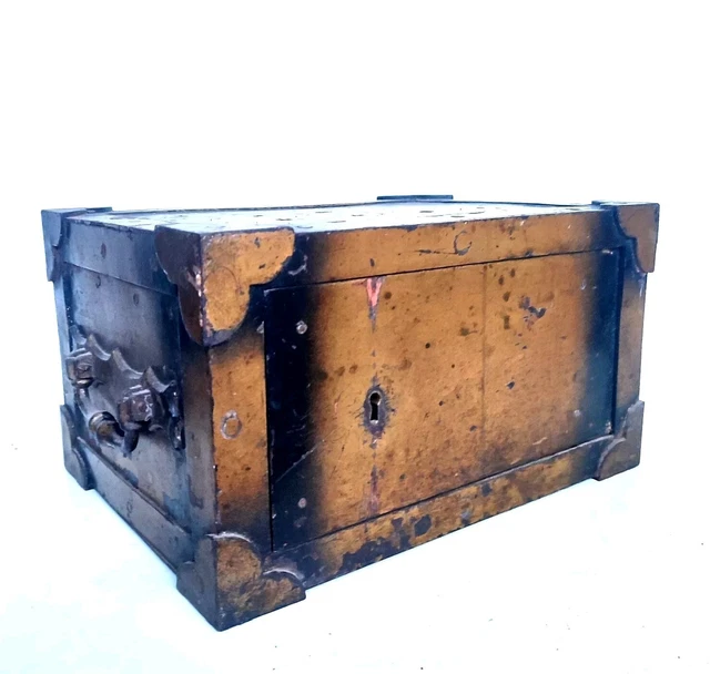 Petit coffre ou malle en bois Classique Naturel