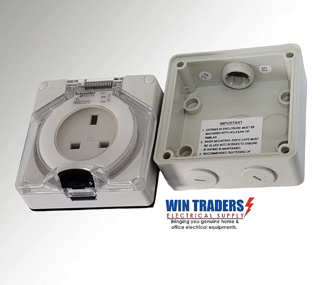SCHNEIDER 13A TRIPLE Phase 3 Pole Industrial Power Socket IP66 ...