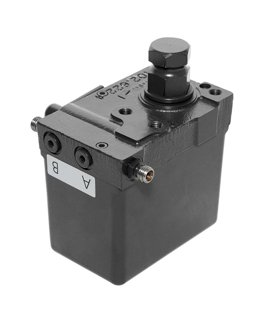 Cabin tilt pump DT Spare Parts 4.65191 Cabin tilt pump