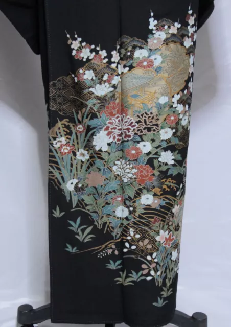 KT3 Japanese KUROTOMESODE KIMONO VTG Pure silk Black family crest gold leaf