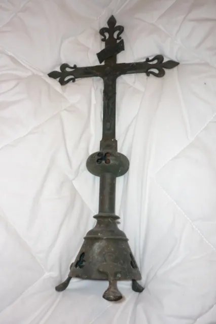 ancien crucifix autel eglise objet culte jesus christ INRI en bronze
