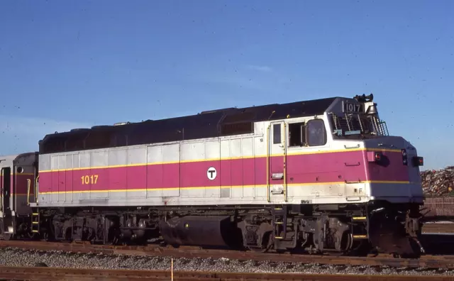 MBTA F40PH # 1017 @ Boston , MA 9/30/1985