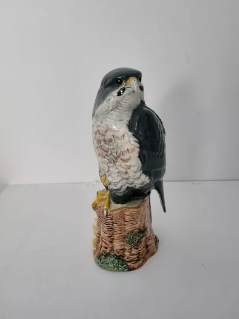 Royal Doulton Whyte & Mackay Glasgow Scotch Whisky Decanter Peregrine Falcon