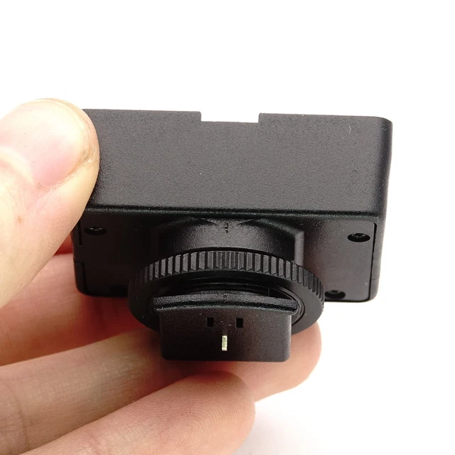 Metz Blitz Adapter SCA 300 Flash Universal mit Mittenkontakt für Blitzgerät