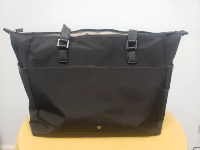 NWOT Samsonite Silhouette 17 Softside Carry All Black Tote Fits Laptops