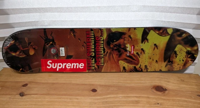 SUPREME X WU-TANG Clan Skateboard 