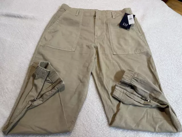 NWT!! GAP  Wmn Sz 12 Khaki MSRP $79.95 Light Weight Cargo Pants -w/zip at ankle!