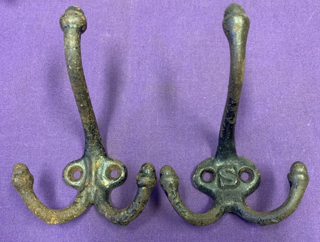 Lot Of 2 Non Matching Unbranded Cast Iron Triple Coat Hat Hooks U