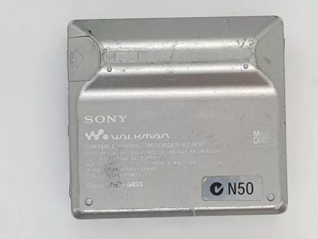 SONY MiniDisc Walkman MD MZ-R701 Silver 2