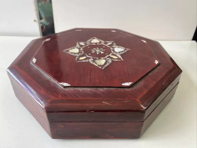large vintage wood & inlaid mother of pearl floral design jewelry box
